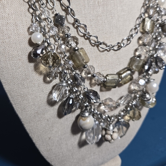 Vintage White House Black Market Beaded Necklace And Matching Bracelet Set - Picture 4 of 12